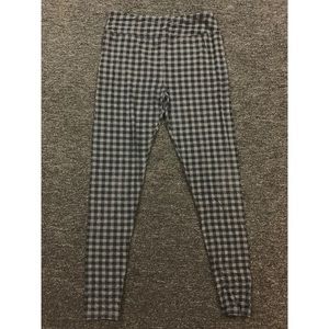 Liz Claiborne Checkered Leggings